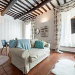 Cappellari- Attic In Campo De\' Fiori